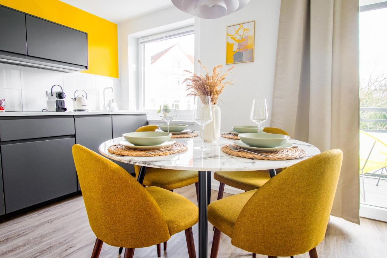 Homefy Come-Together Apartment - Balkon - Aufzug - Free Parking - Smart Tvs Essen Bagian luar foto